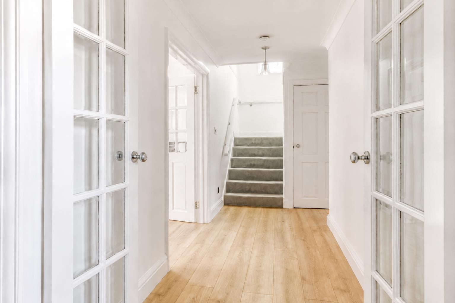 Balmoral Way, Sutton